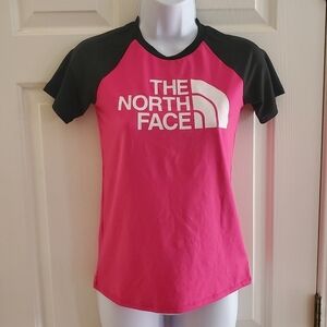Pink The North Face UPF 50 FlashDry Amphibious Wake Boarding Beach Sun Tee